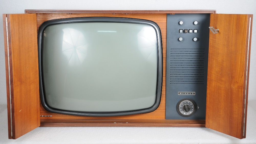 Vanha mustavalko-televisio